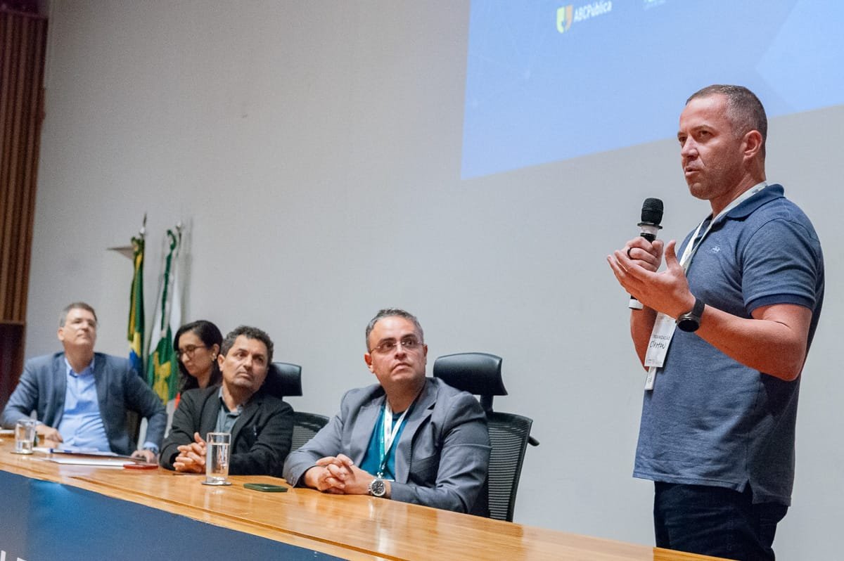 Impacto da tecnologia na comunicação pública conclui Conecta CLDF