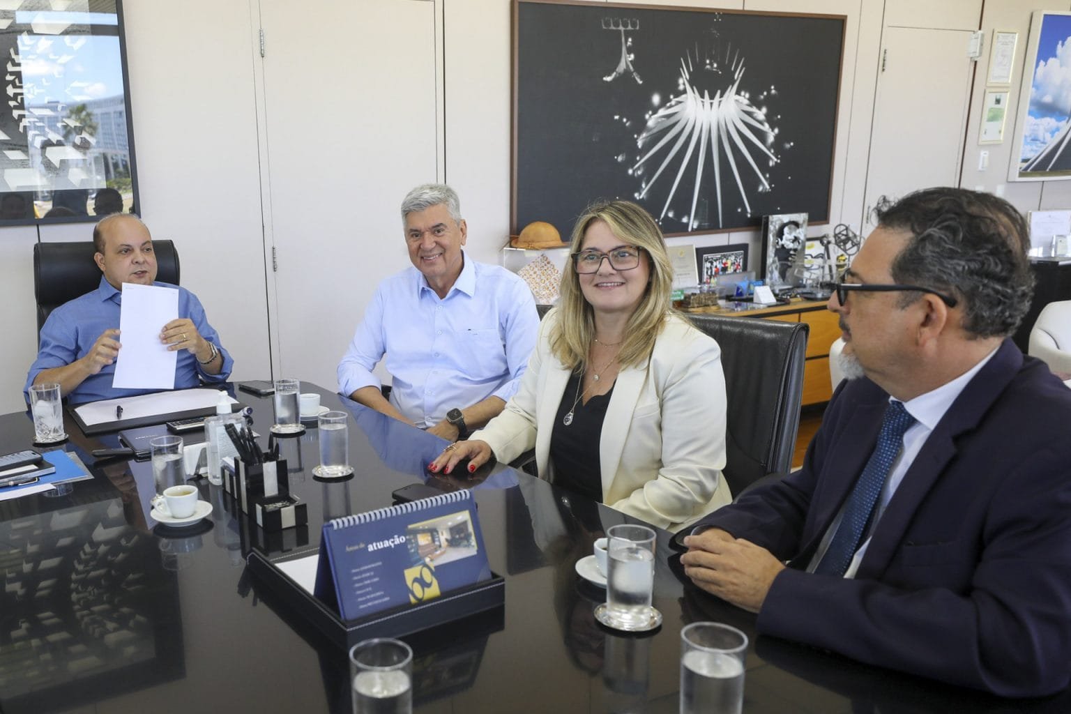 Caesb se fortalece como patrimônio público com nova legislação sancionada pelo governador Ibaneis Rocha
