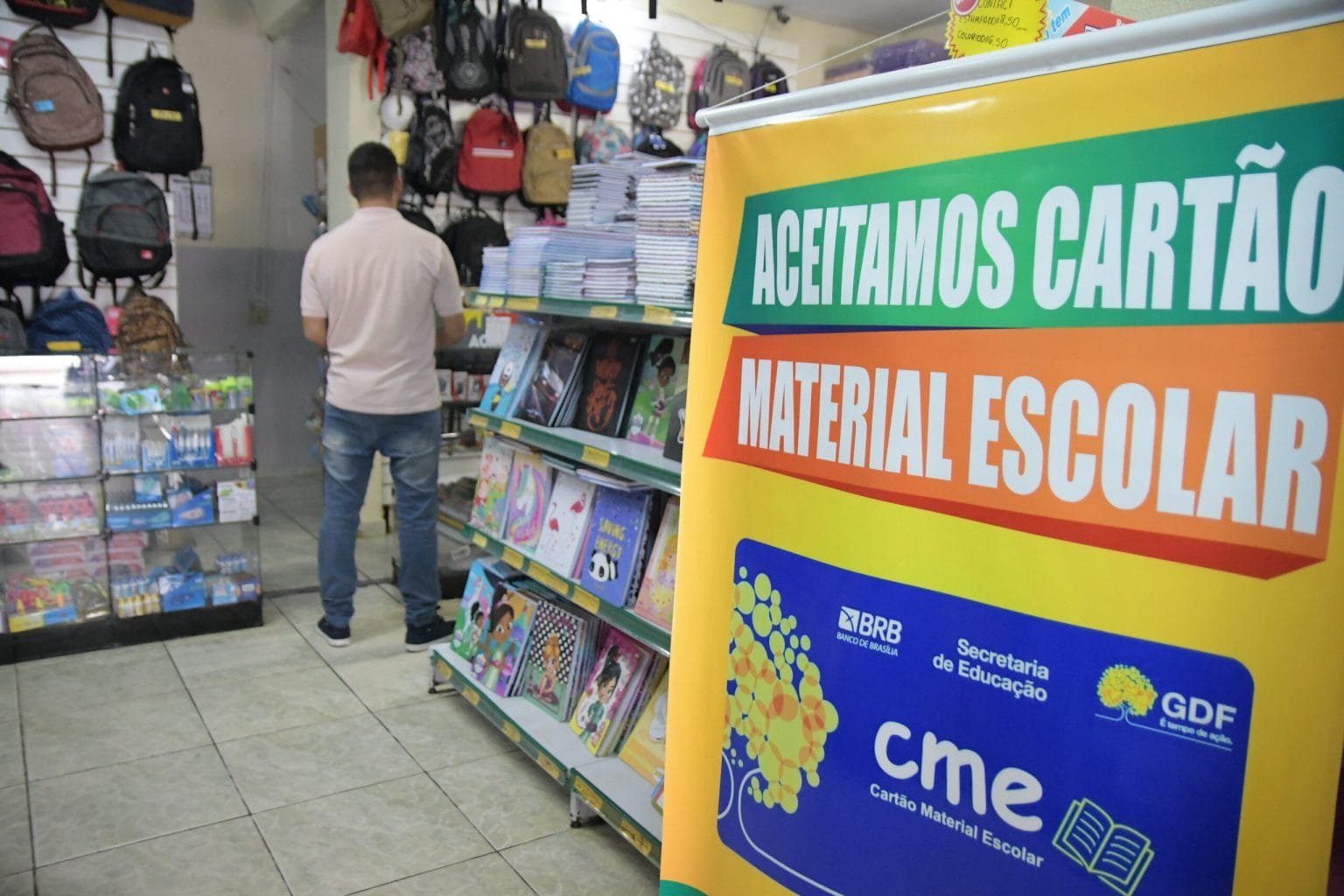 Ano novo, material escolar novo: GDF amplia programa que garante produtos de qualidade para estudantes da rede pública