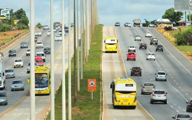 Adiada a circulação de táxis no corredor exclusivo do BRT Sul