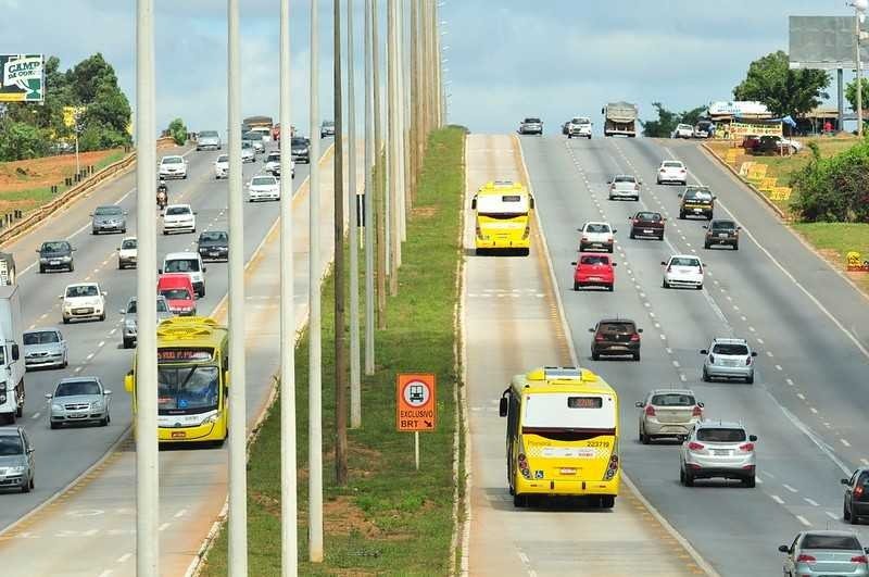 Adiada a circulação de táxis no corredor exclusivo do BRT Sul