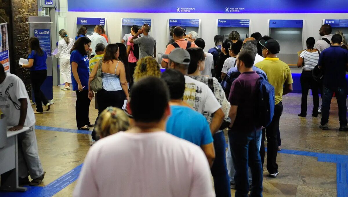 Bancários farão paralisação de 24 horas nesta quinta-feira