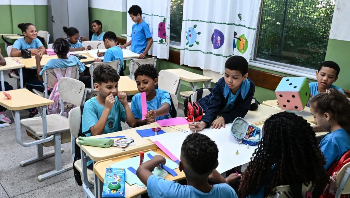 Ensino integral acelera aprendizado de vulneráveis