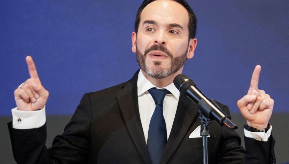 Governo Espriella encerra jornalismo da mídia pública da Colômbia