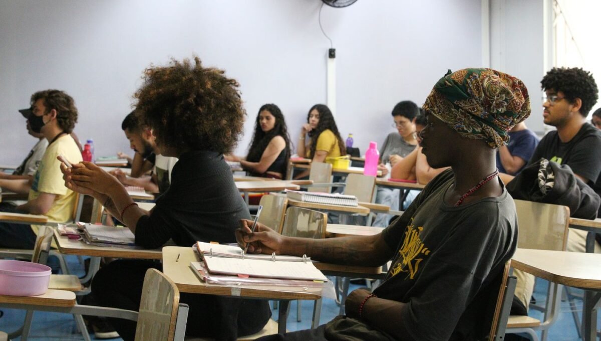 Inscrição para vestibular da Fuvest começa nesta segunda-feira