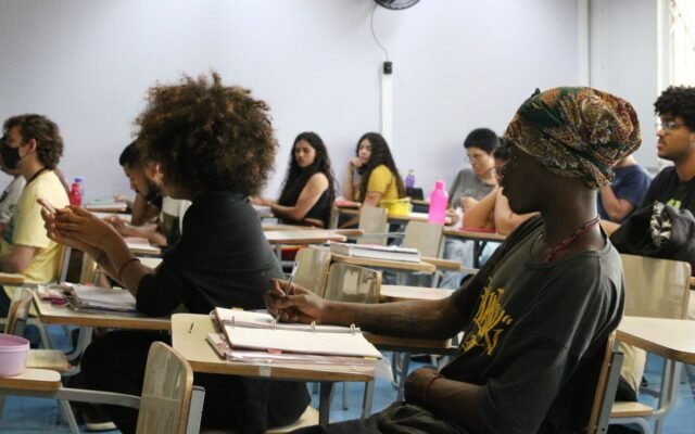 Inscrição para vestibular da Fuvest começa nesta segunda-feira