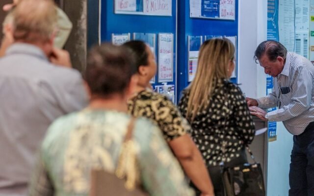 Mega-Sena sorteia prêmio acumulado de R$ 58 milhões neste domingo
