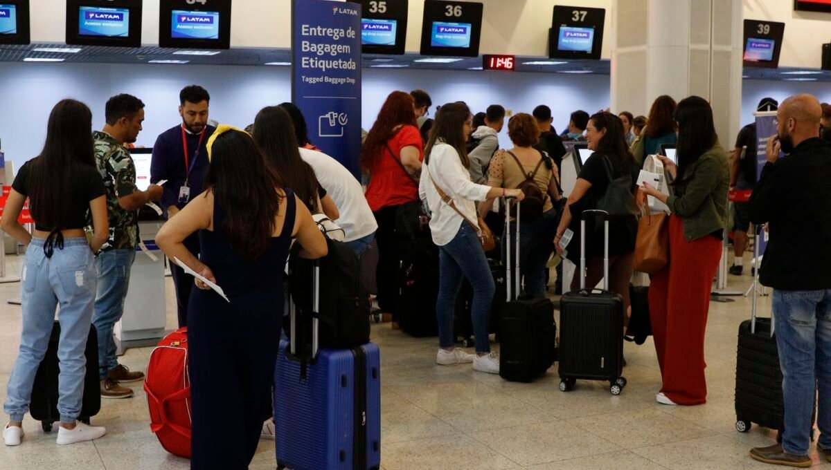 Santos Dumont opera normalmente, após 13 voos cancelados nesta sexta