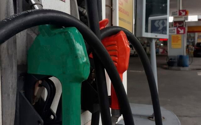 Segunda maior refinaria do país reduz preço da gasolina em 11,3%
