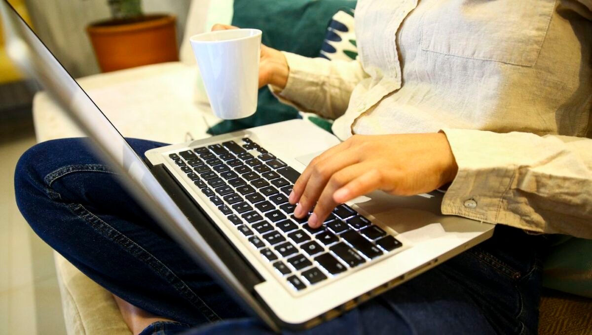 Sete em cada dez brasileiros temem comprar remédios pela internet