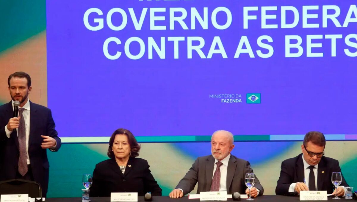 Bets que continuarem no ar após prazo serão bloqueadas, diz Durigan