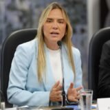 Celina Leão assina ordens de serviço para obras de drenagem em Arniqueira