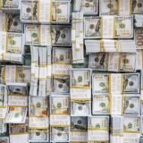 Com pessimismo externo, dólar sobe 0,47% e aproxima-se de R$ 5,20