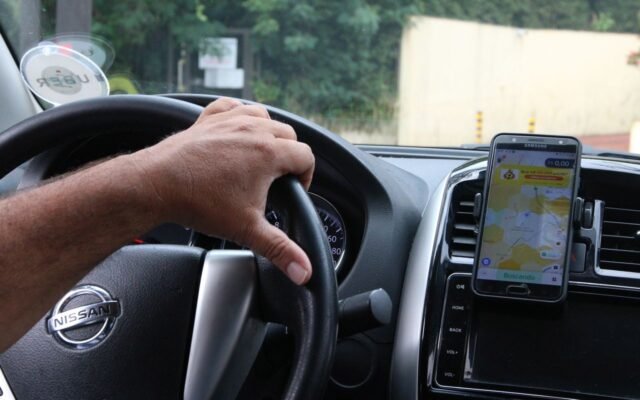 Conselho regulamenta crédito para taxistas e motoristas de aplicativo