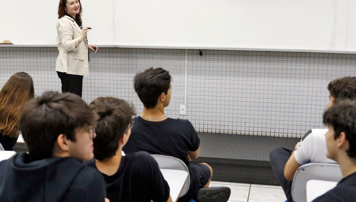 Mais de 625 mil pessoas fazem a Prova Nacional Docente neste domingo