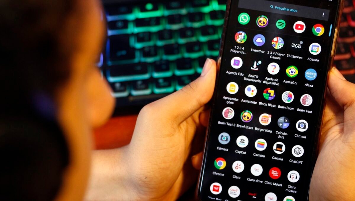 Organização cria comunidades alternativas para questionar big techs