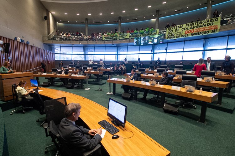 Plenário aprova crédito suplementar de R$ 10 milhões para o Detran-DF