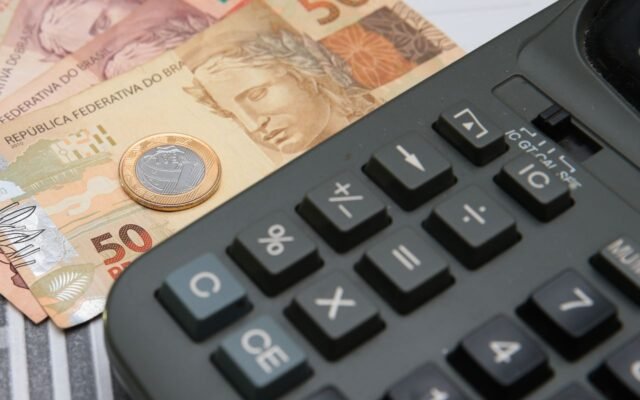 Prazo para empresas optarem por Simples é prorrogado para outubro