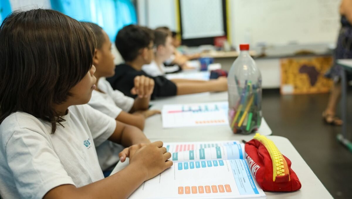 Professores têm 8 mil vagas gratuitas para pós-graduação