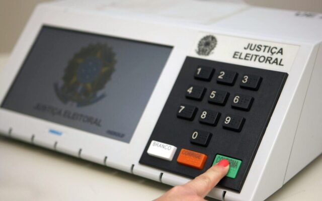 Programa garante transporte gratuito para eleitores com deficiência ou mobilidade reduzida