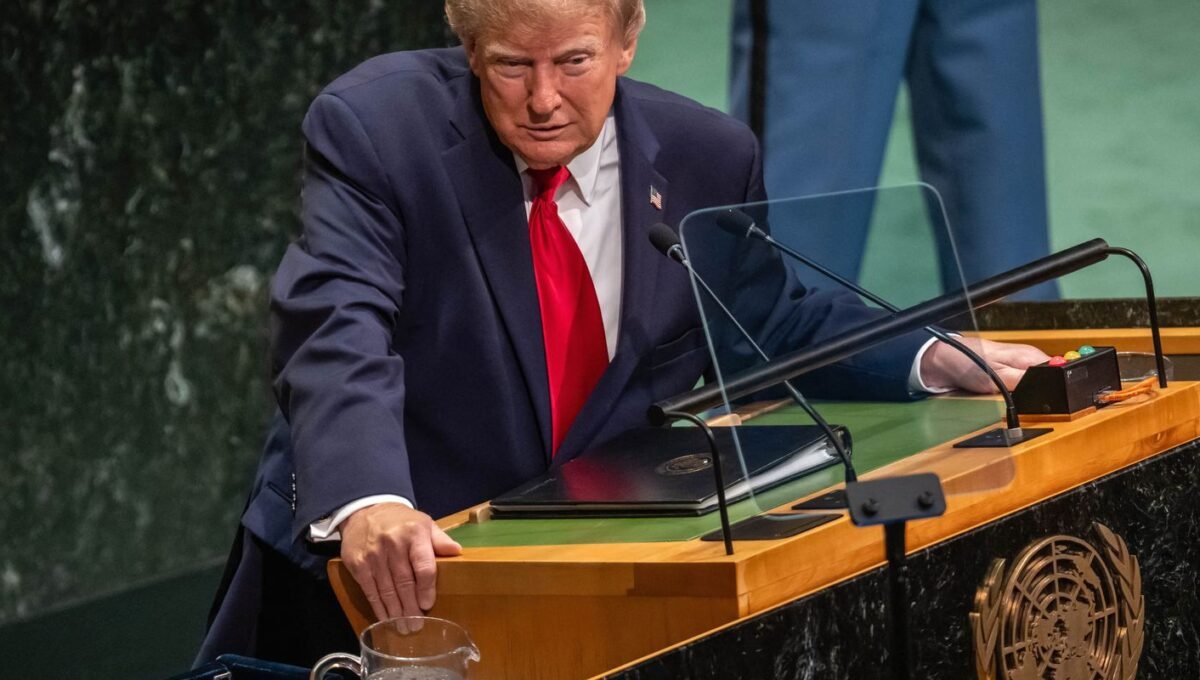 Trump rejeita limitar IA e critica governança global da tecnologia