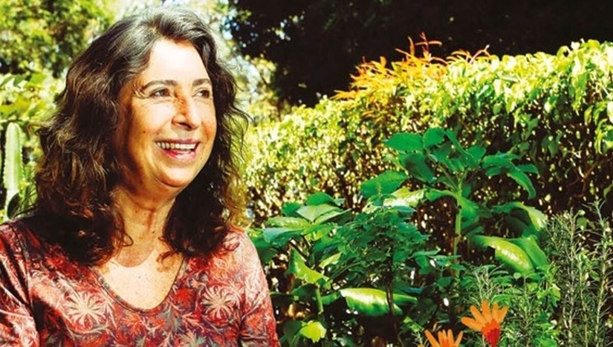 Viva Maria homenageia Lívia Martins pelos seus 70 anos