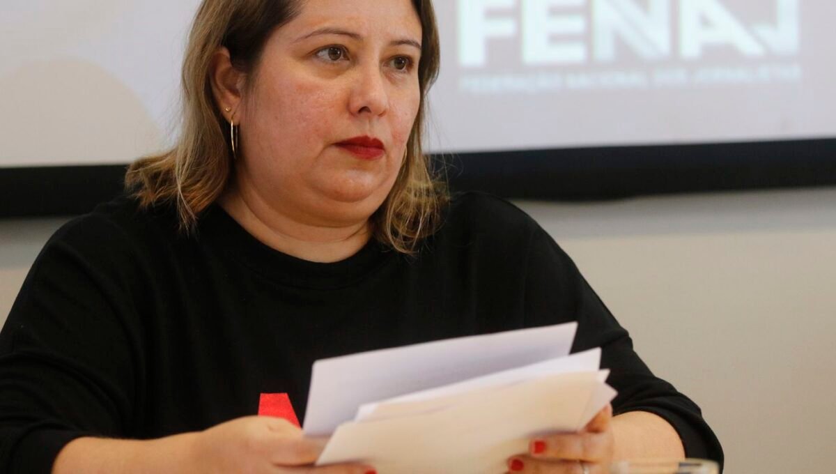 "Tiktokização" e crise sufocam propostas de campanha, diz Fenaj