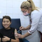 45 mil jovens de 10 a 14 anos no DF precisam completar vacinação contra a dengue