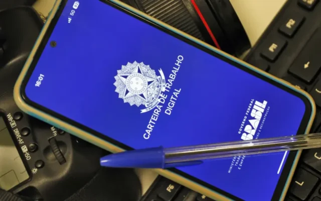 Agências do Trabalhador tem 863 vagas com salários de até R$ 4,5 mil nesta quinta-feira