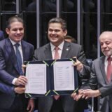 Alcolumbre homenageia Paim no fim da 6×1; entenda motivo