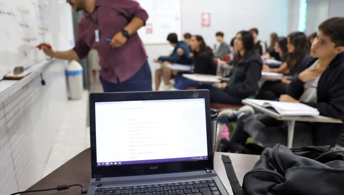 Docentes usam inteligência artificial para inovar e engajar alunos