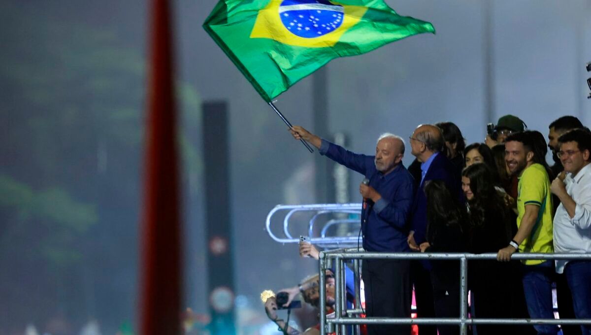 Líderes estrangeiros reconhecem vitória e parabenizam Lula