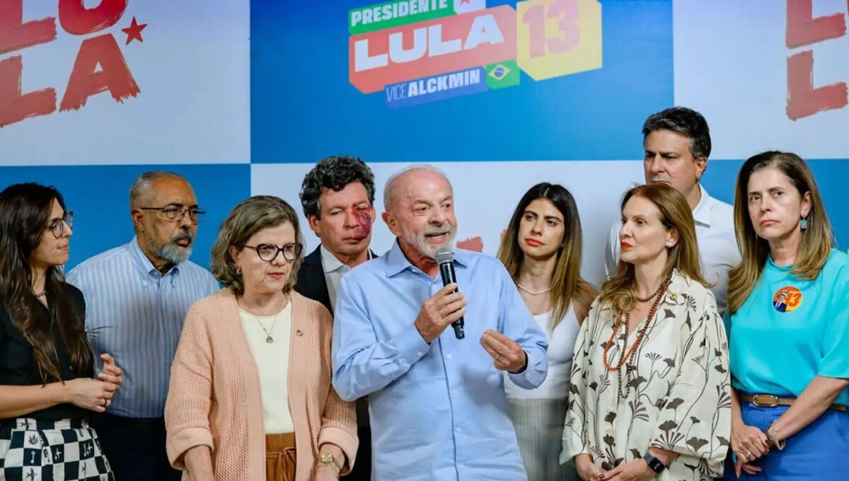 Lula celebra avanço do fim da 6×1 e defende investimento público
