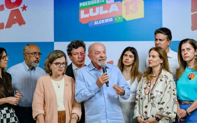 Lula celebra avanço do fim da 6×1 e defende investimento público