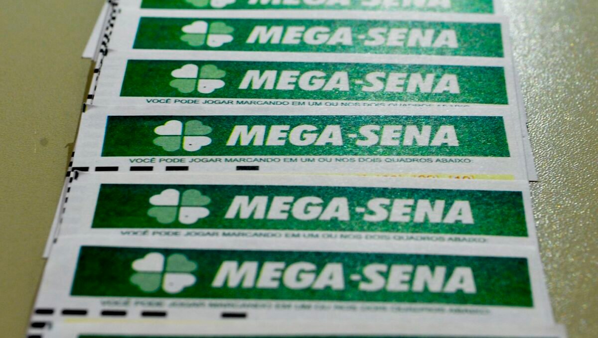 Mega-Sena acumula para R$ 100 milhões; confira os números sorteados