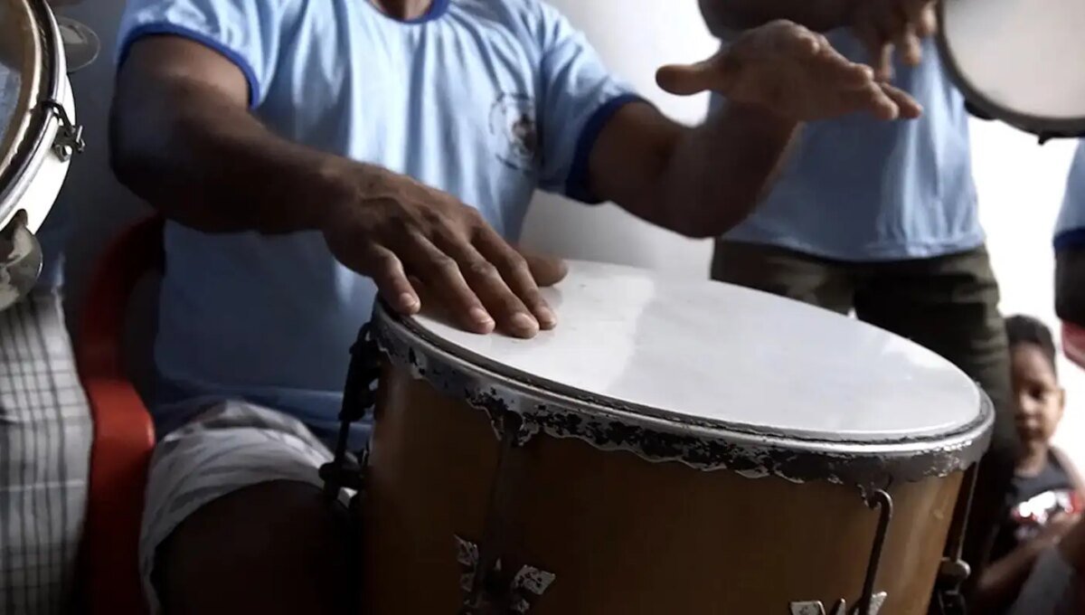 Musicoterapia usa recursos sonoros em processo terapêutico