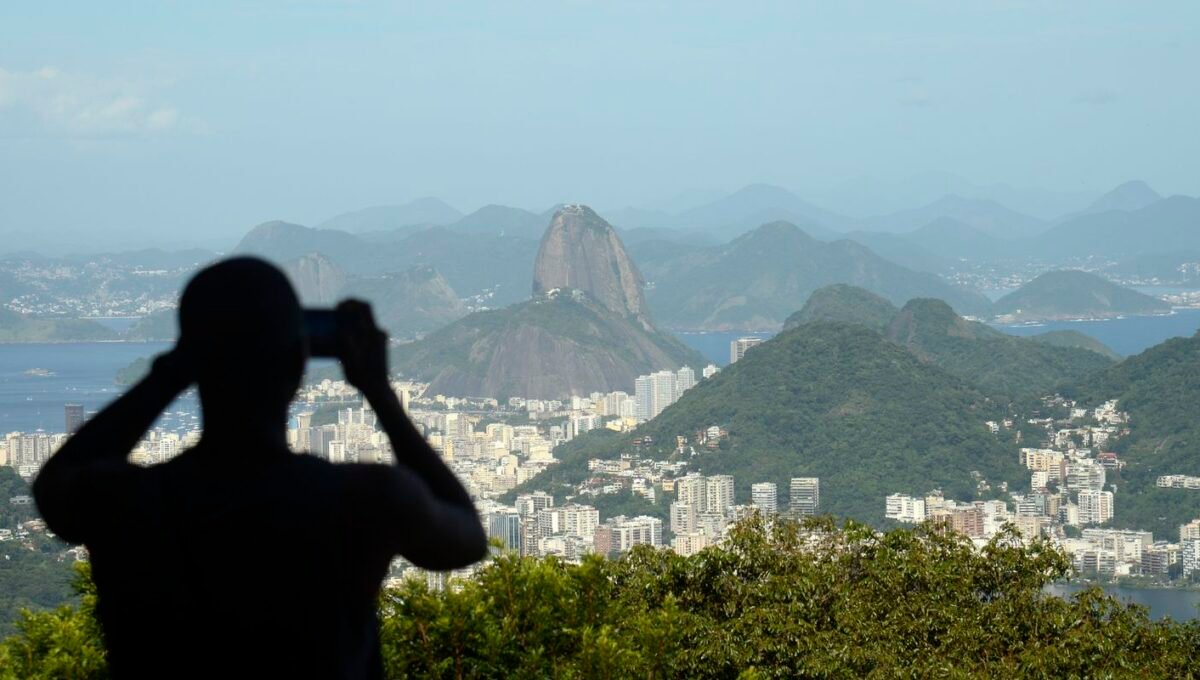 PM do Rio reforça policiamento para o feriado de segunda-feira