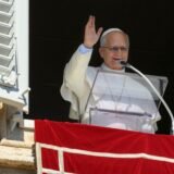 Papa já está internado para retirada de nódulo no pulmão