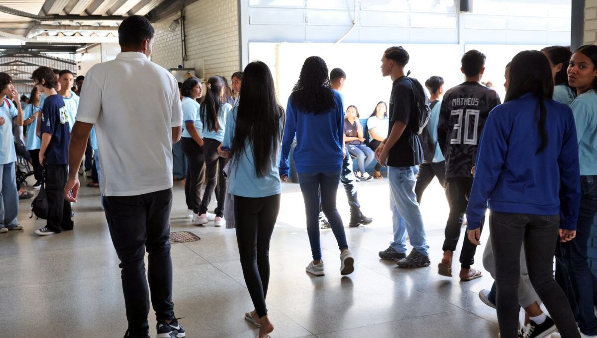 Pé-de-Meia: pagamento da sétima parcela começa nesta segunda