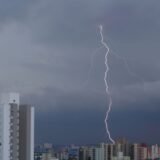 São Paulo terá mais chuvas fortes no fim da tarde desta quinta (15)