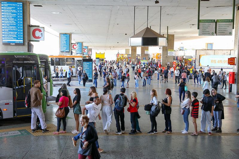 Vai de Graça: eleições concentram 1,3 milhão de acessos no transporte público do DF