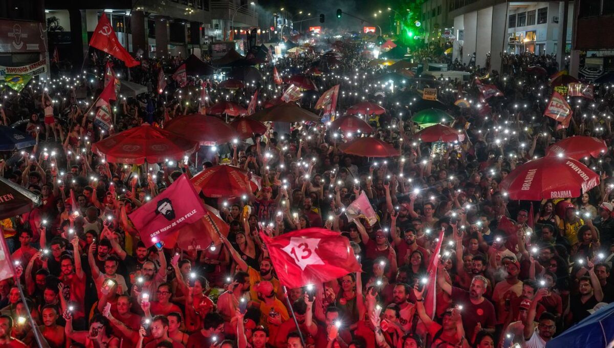 Vitória de Lula repercute na imprensa europeia e asiática