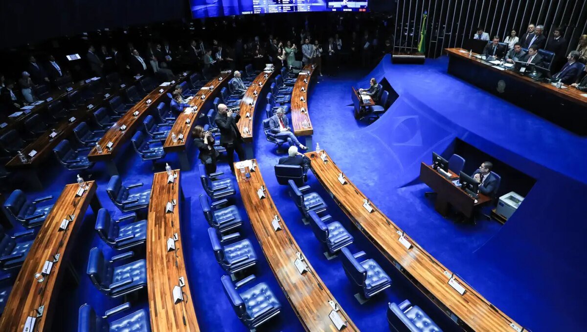 Votos para o Senado exigem atenção redobrada do eleitor